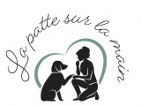 La patte sur la main