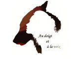 Au doigt et à la voix