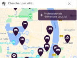 Une capture d'écran de l'application PlayDogs montrant différents lieux où aller avec son chien
