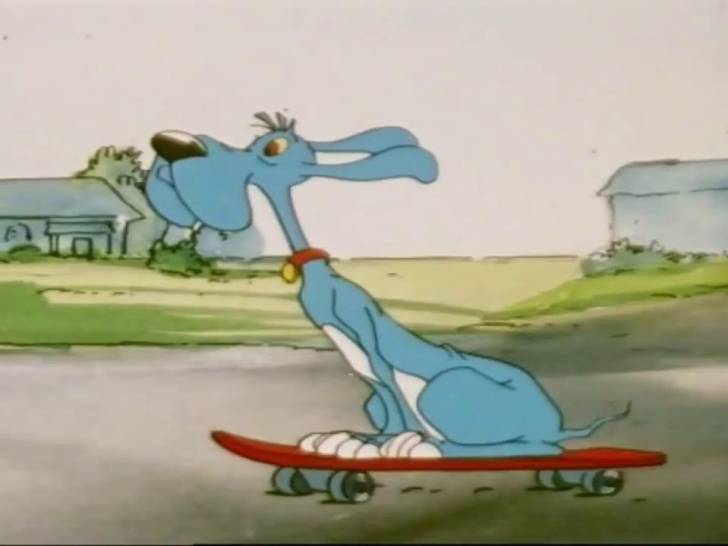 Foofur en train de faire du skate