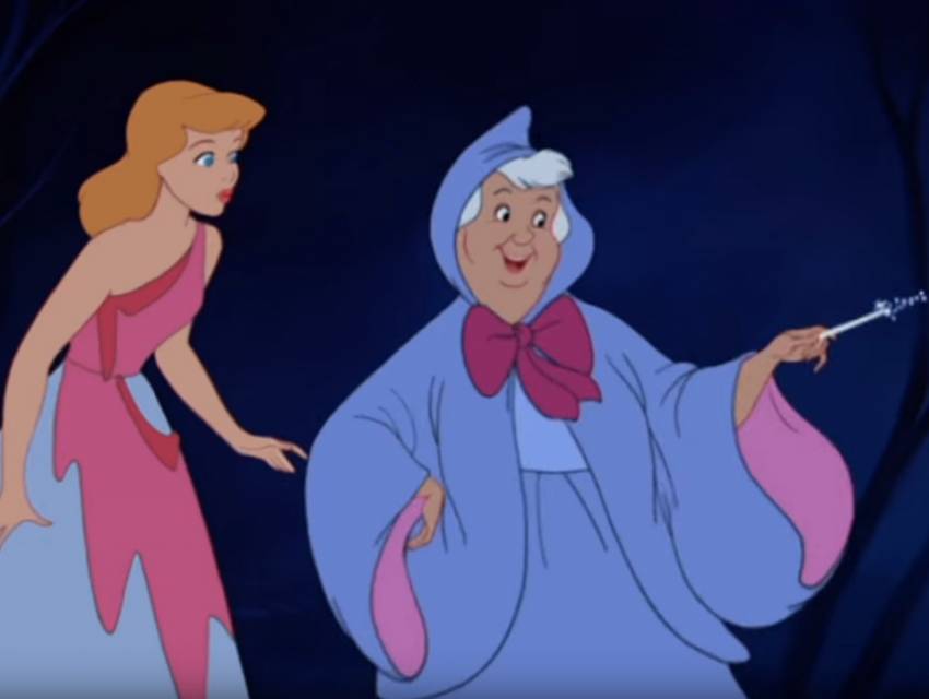 Un Saint Hubert Transforme En Valet De Pied Dans Le Film Cendrillon 1950 Video