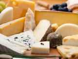 Un plateau de fromages