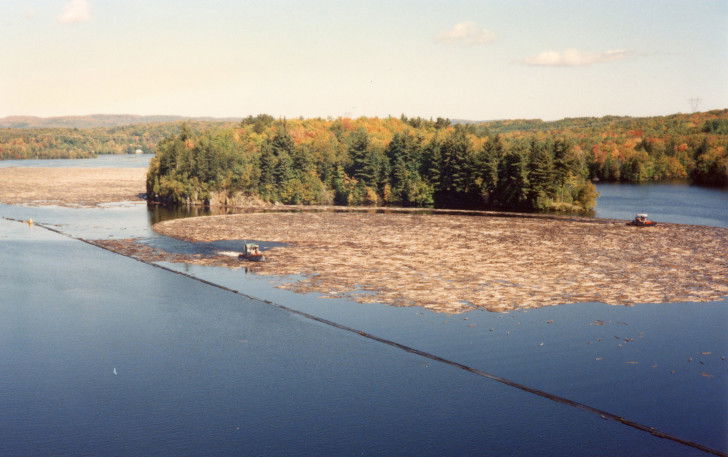 Une photo de la rivière Saint-Maurice