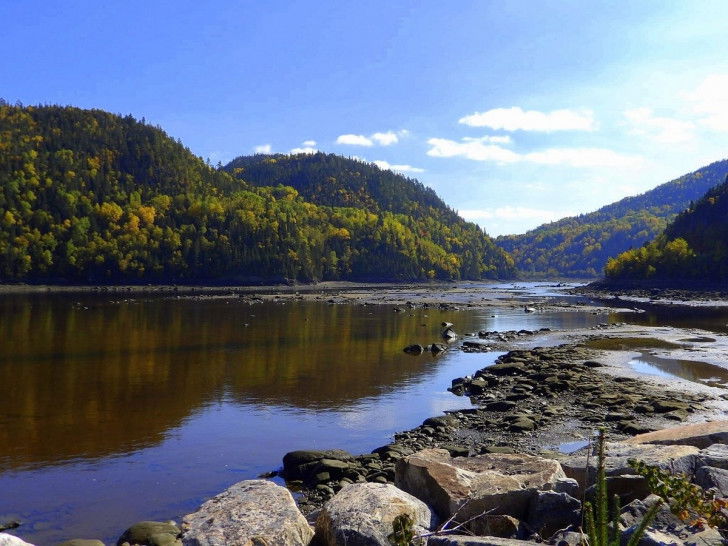 Une photo de la rivière Saguenay