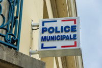 Enseigne de la police municipale en France