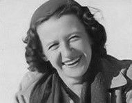 Un portrait en noir et blanc de la poète Antonia Pozzi