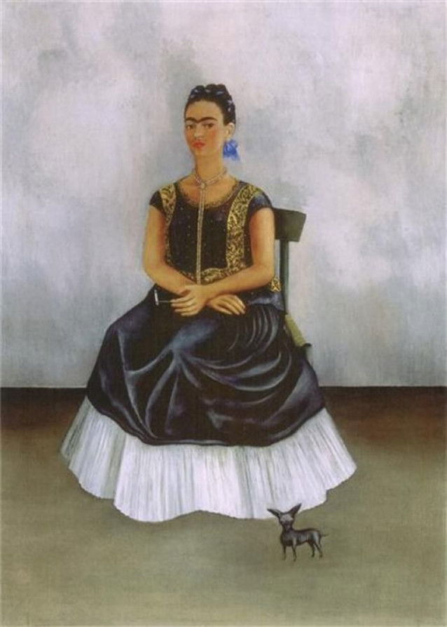 Le tableau « Autoportrait avec un chien (Autorretrato con Perro Itzcuintli) », dans lequel Frida Kahlo se représente avec un minuscule Xoloitzcuintle (Chien Nu du Mexique) à ses pieds