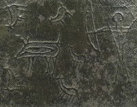 Une scène de chasse avec des chiens datant de l'ère Jomon et exposée au Musée National à Tokyo (Japan)