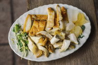 Un plat &agrave; base de chair de requin