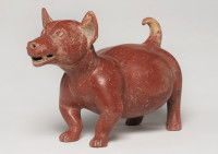 Une sculpture précolombienne en argile représentant un chien Xolo
