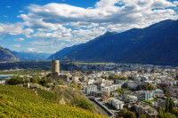 Photo aérienne de la ville de Martigny, dans le canton du Valais (Suisse)