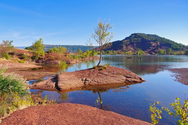 Le lac de Salagou en Occitanie