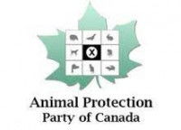 Le logo du Parti pour la protection des animaux du Canada montrant des animaux devant une feuille d'érable vert clair
