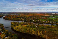 Vue aérienne de la ville de Laval, au Canada